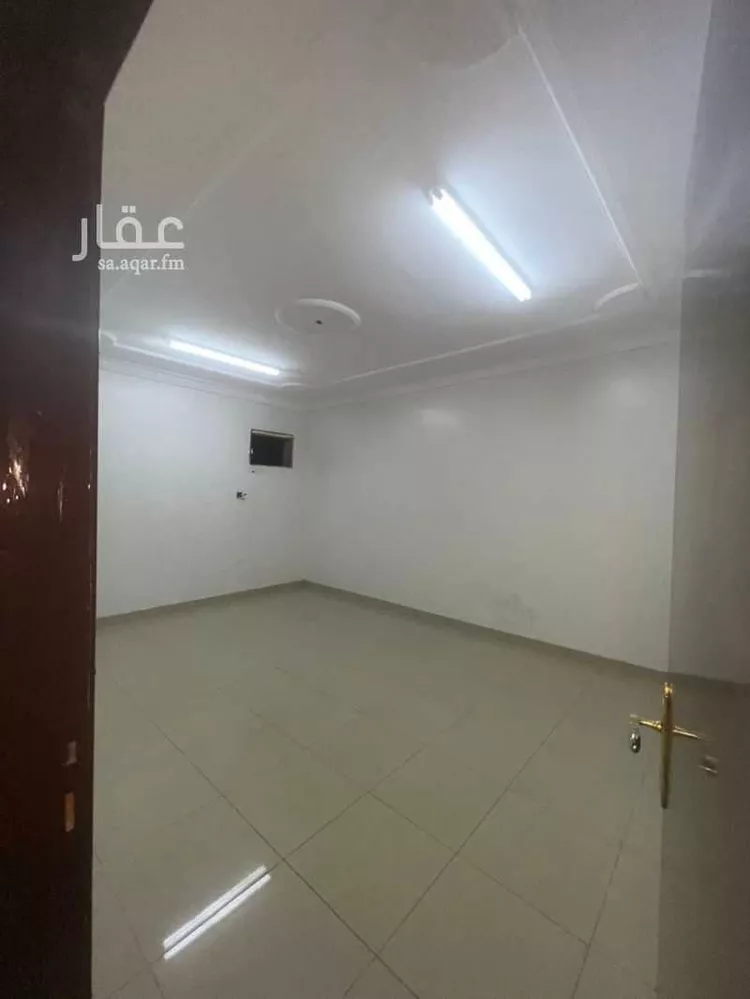 شقة للإيجار في شارع المنيزلة, حي اليرموك, مدينة الرياض, منطقة الرياض صورة 2