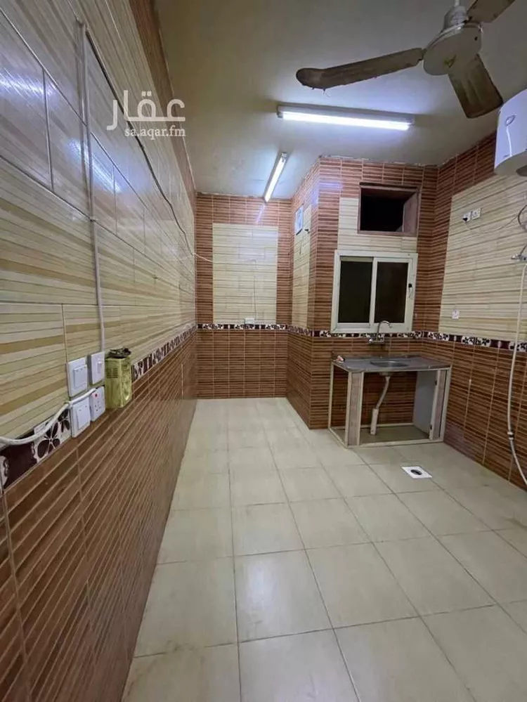 شقة للإيجار في شارع بعلبك, حي الخليج, مدينة النعيرية, المنطقة الشرقية صورة 2