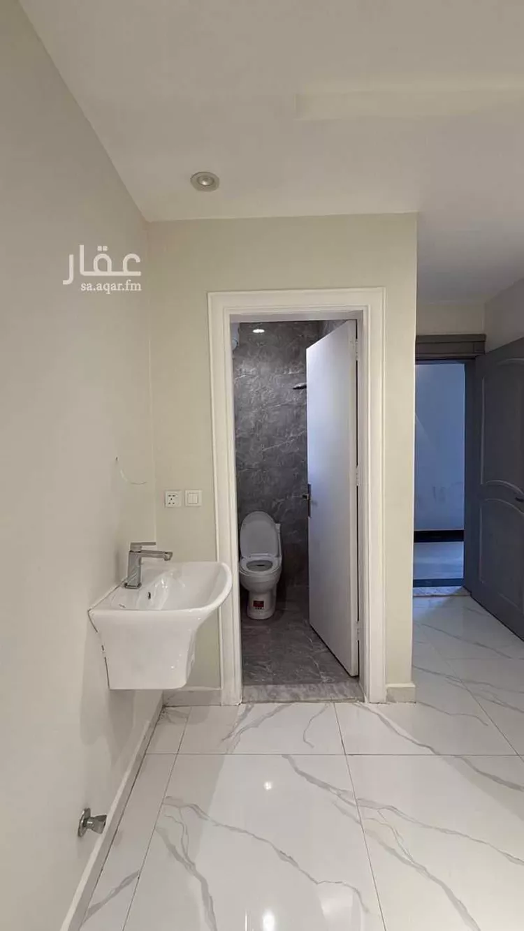 شقة للإيجار في شارع عبدالله بن سيف, حي العقيق, مدينة الرياض, منطقة الرياض صورة 4