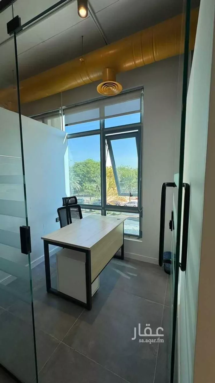 مكتب تجاري للإيجار في شارع صيدا, حي الدريهمية, مدينة الرياض, منطقة الرياض 1 صورة