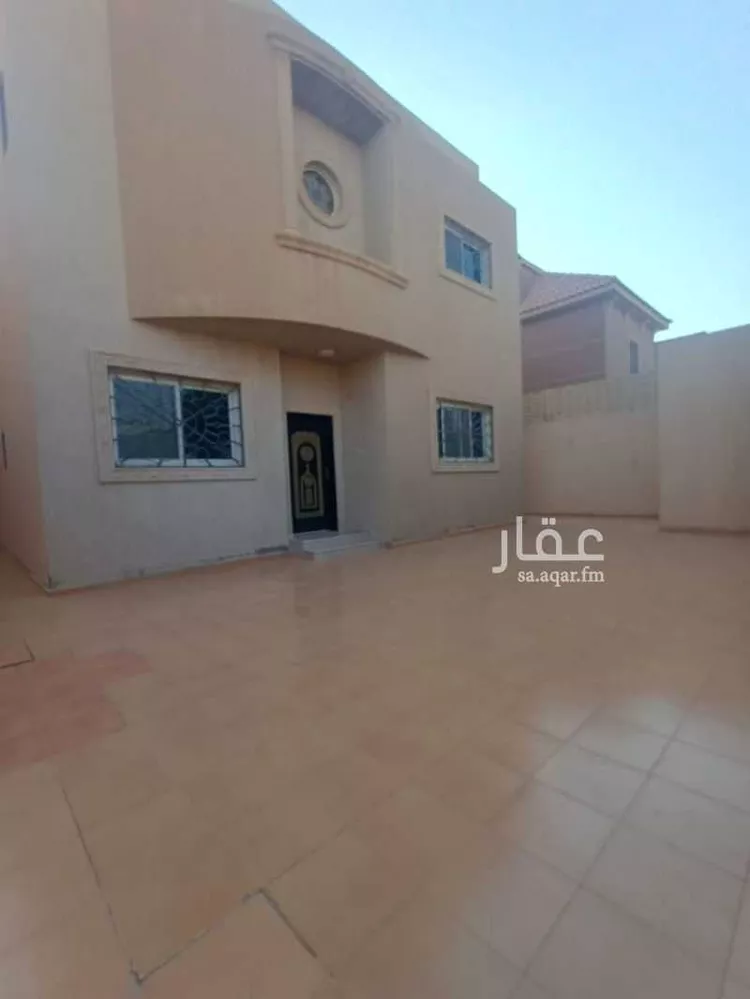 فيلا للإيجار في شارع القمري, حي الوادي, مدينة الرياض, منطقة الرياض صورة 2