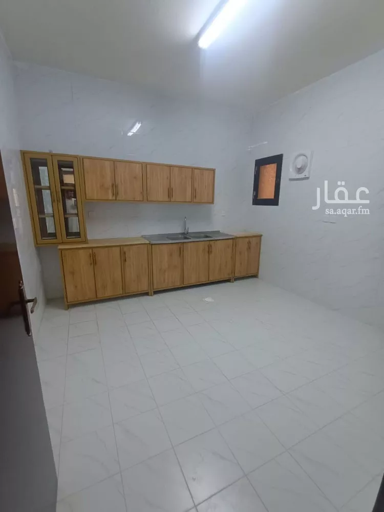 عمارة للإيجار في شارع البحـــر الأحــــمر, حي الوادي, مدينة الرياض, منطقة الرياض صورة 5