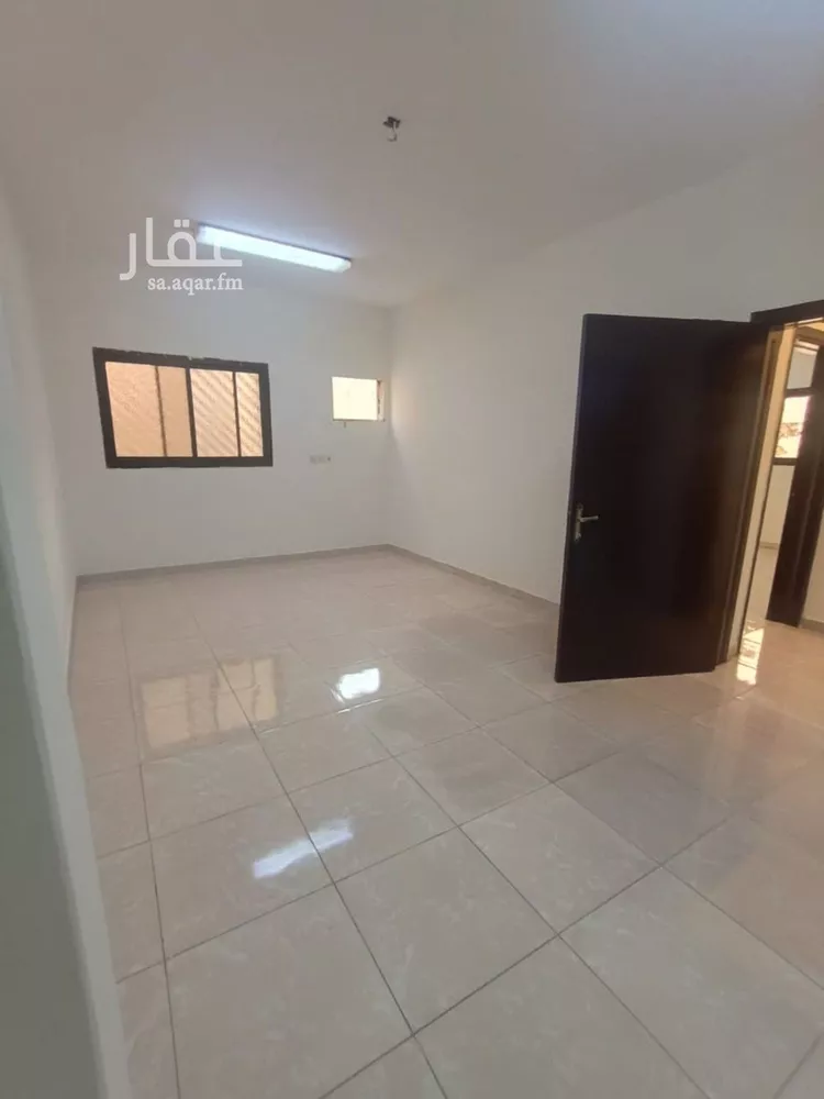 عمارة للإيجار في شارع البحـــر الأحــــمر, حي الوادي, مدينة الرياض, منطقة الرياض صورة 2