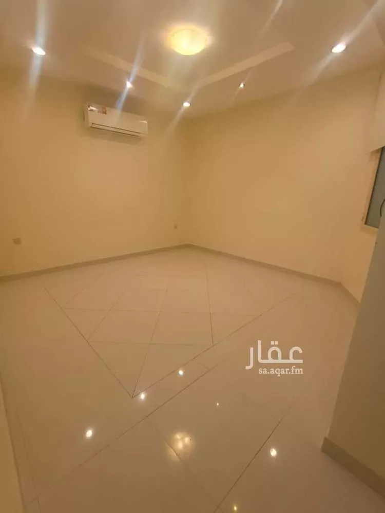 فيلا للإيجار في شارع الفيضية, حي الوادي, مدينة الرياض, منطقة الرياض صورة 2