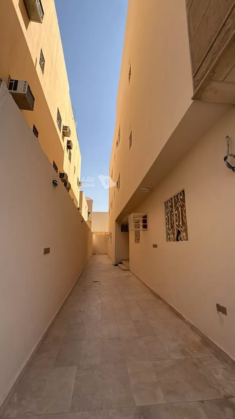 Building for Rent in Riyadh Al Uraija Al Gharbiyah 2