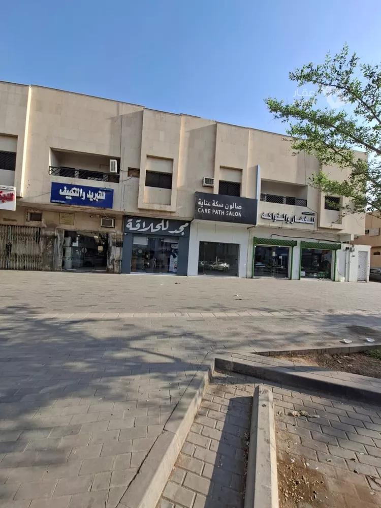 محل للإيجار في شارع البحـــر الأحــــمر, حي الوادي, مدينة الرياض, منطقة الرياض