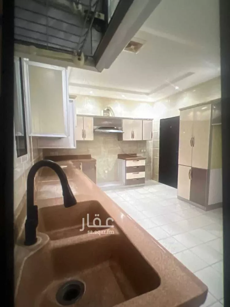 فيلا للإيجار في شارع أحمد بن هاشم ، حي المهدية ، الرياض ، منطقة الرياض صورة 2