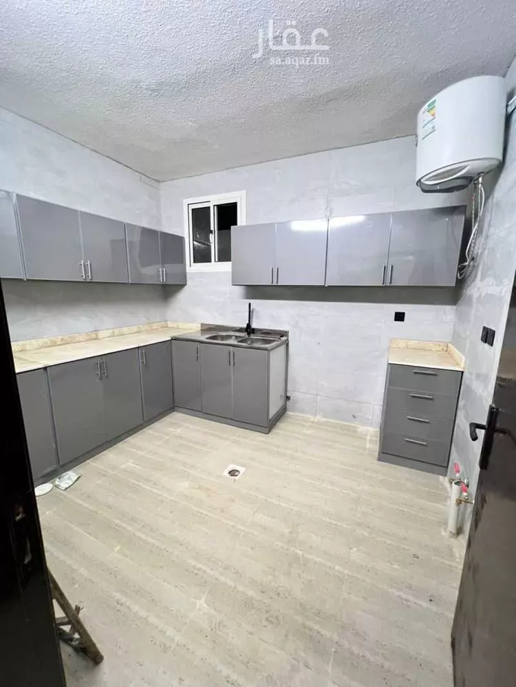 عمارة للإيجار في شارع زيد بن ثابت, حي الملز, مدينة الرياض, منطقة الرياض صورة 2