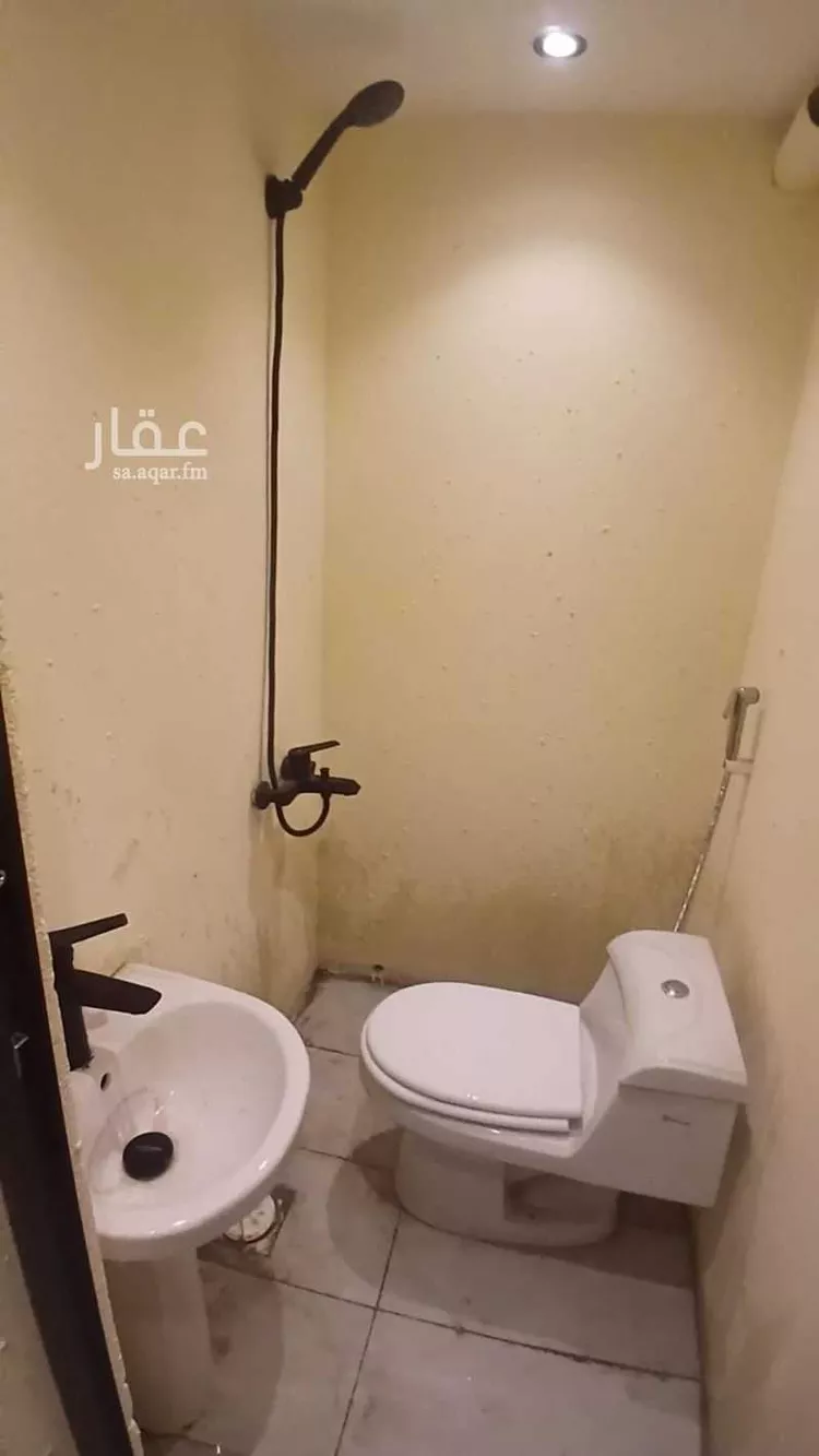 غرفة للإيجار في شارع زيد بن ثابت, حي الملز, مدينة الرياض, منطقة الرياض صورة 3