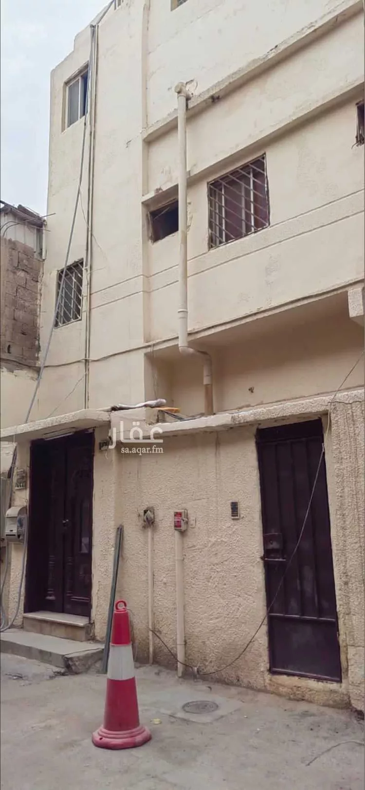 عمارة للإيجار في شارع محمود النجاري, حي أم الحمام الشرقي, مدينة الرياض, منطقة الرياض