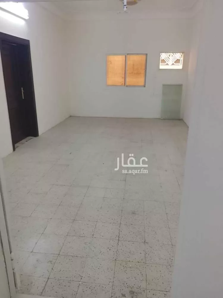 عمارة للإيجار في شارع ابو طالب اليوسفي, حي الدويمة, مدينة المدينة المنورة, منطقة المدينة المنورة صورة 3