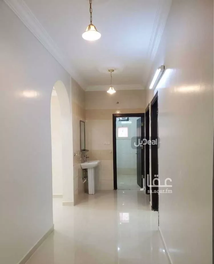 عمارة للبيع في شارع عبدالله ابن جلوي, حي القيم الأعلى, مدينة الطائف, منطقة مكة المكرمة صورة 2