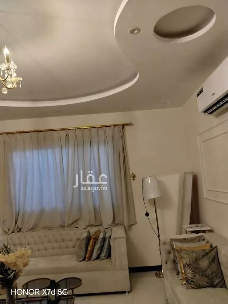 فيلا للإيجار في شارع ابي محمد عبدالله التاجر ، حي الوادي ، حائل ، منطقة حائل صورة 3