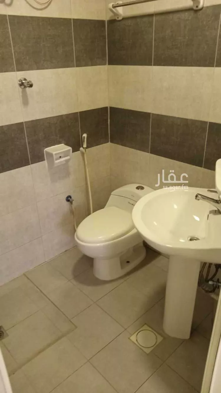 شقة للإيجار في شارع هشام بن الكلبي, حي الراكة الشمالية, مدينة الدمام, المنطقة الشرقية صورة 5