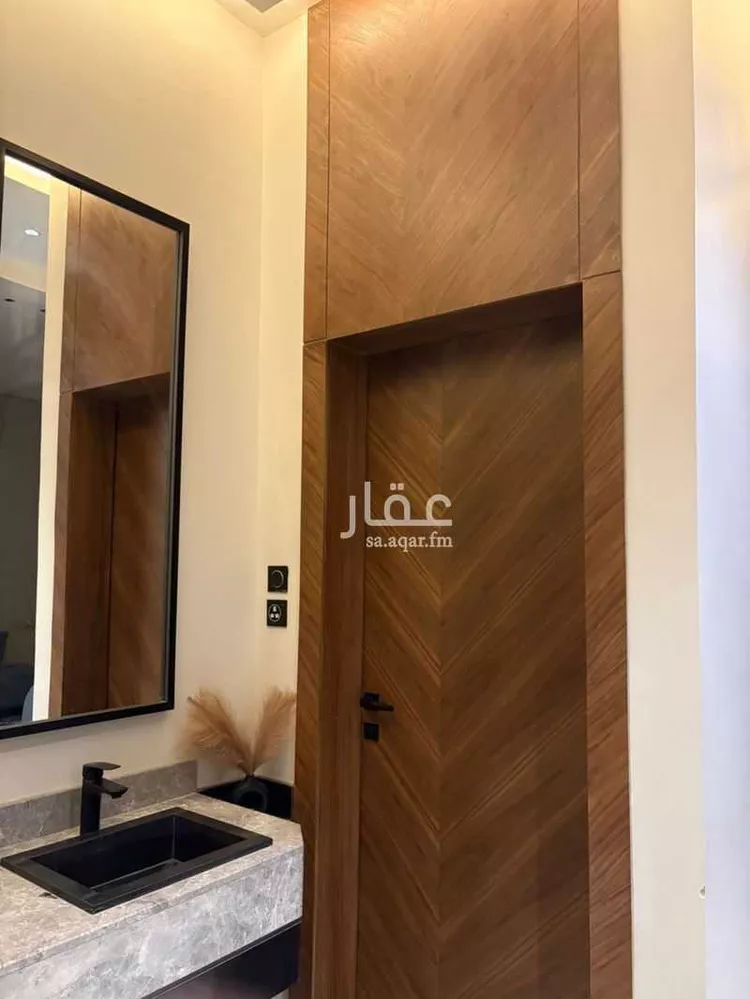 فيلا للبيع في شارع عمر يوسف المقرئ, حي المهدية, مدينة الرياض, منطقة الرياض 9