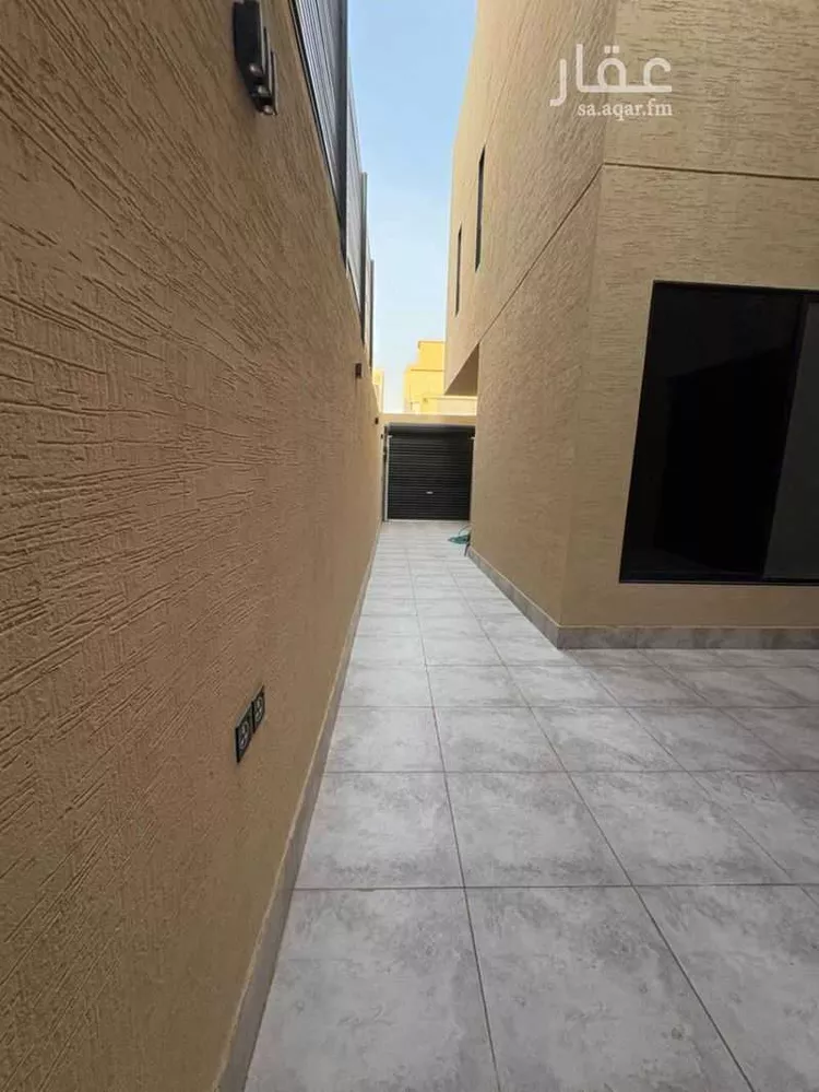 فيلا للبيع في شارع عمر يوسف المقرئ, حي المهدية, مدينة الرياض, منطقة الرياض صورة 5