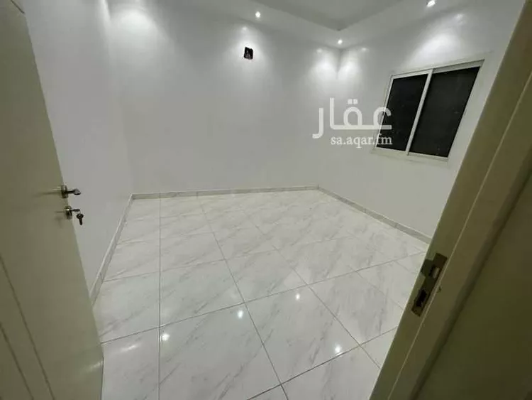 شقة للإيجار في شارع ابن مشرف ، حي عكاظ ، الرياض ، منطقة الرياض صورة 2