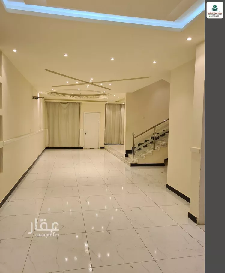 فيلا للإيجار في شارع عبد الملك الزبري, حي الزمرد, مدينة جدة, منطقة مكة المكرمة