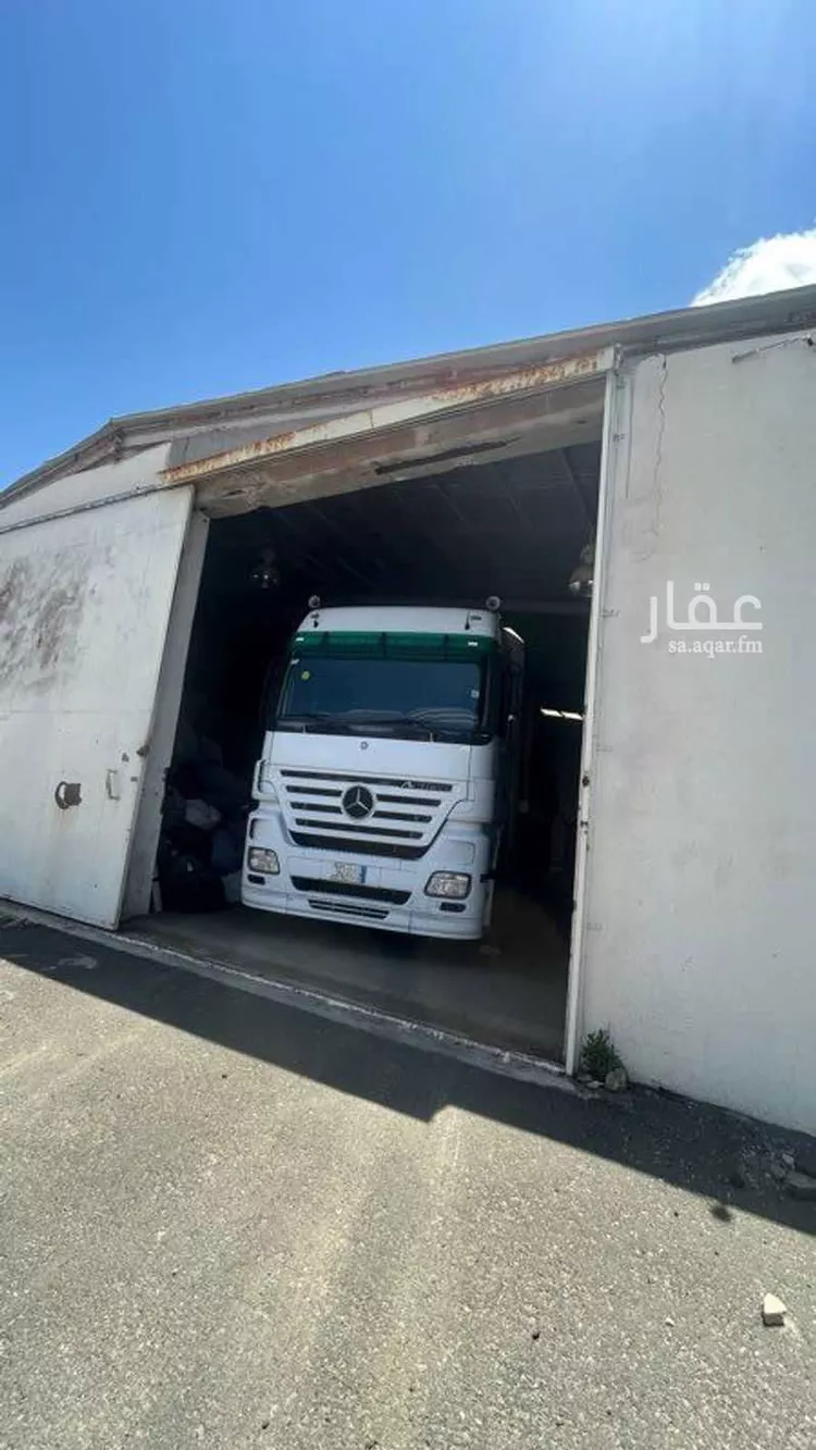 مستودع للإيجار في شارع التحلية, حي الجامعيين, مدينة خميس مشيط, منطقة عسير صورة 2