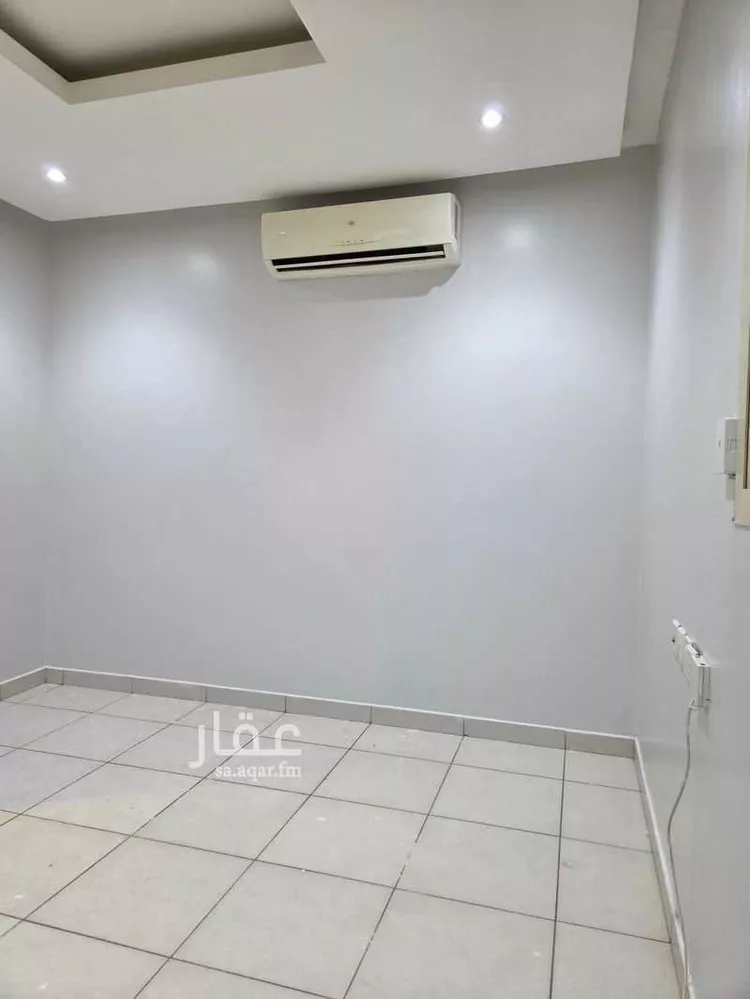 شقة للإيجار في شارع قرب المستشفى العسكري ، حي السليمانية ، الرياض ، منطقة الرياض صورة 4