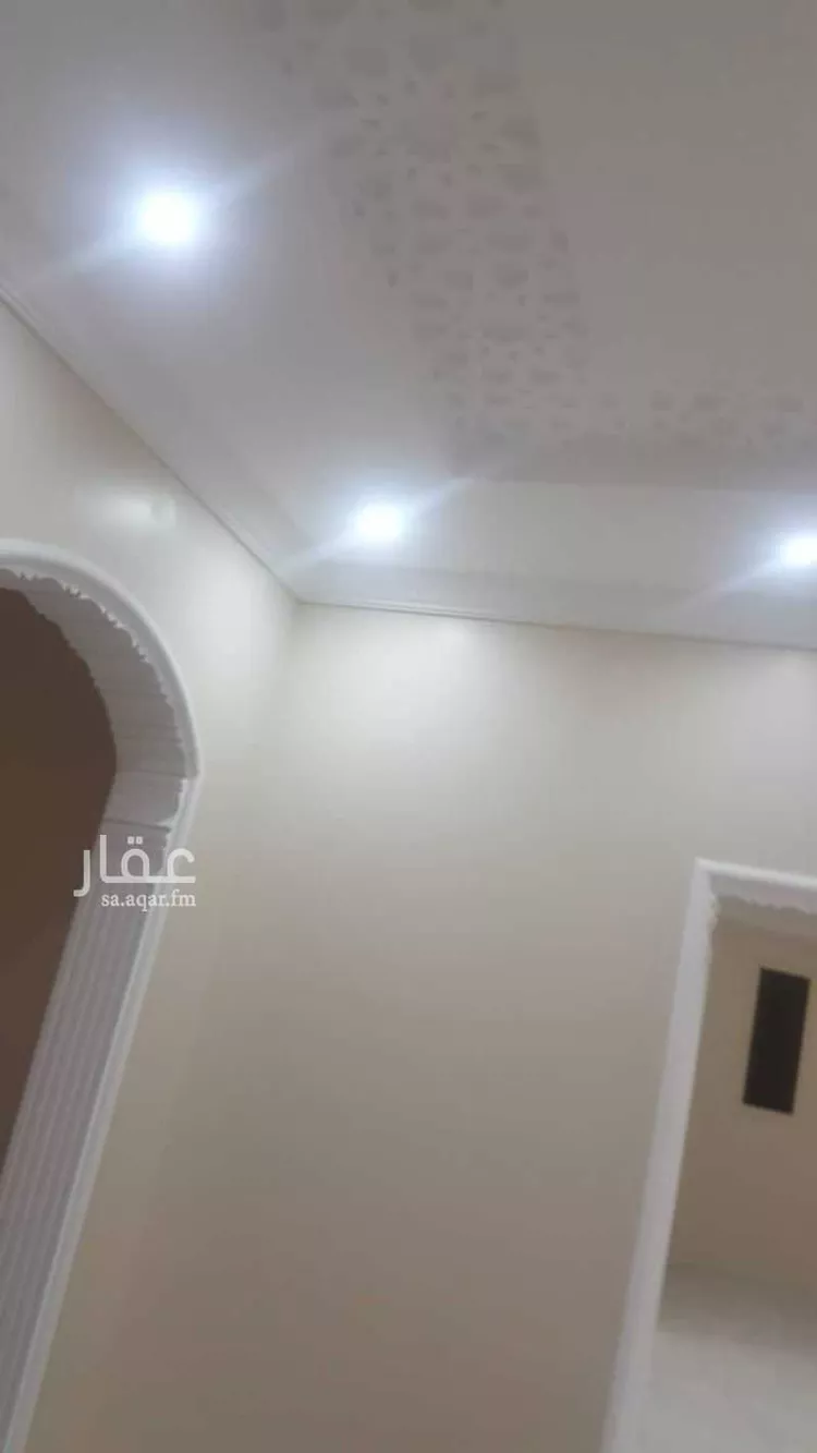 فيلا للإيجار في شارع إبراهيم الدهان ، حي العين العزيزية ، جدة ، جدة صورة 2