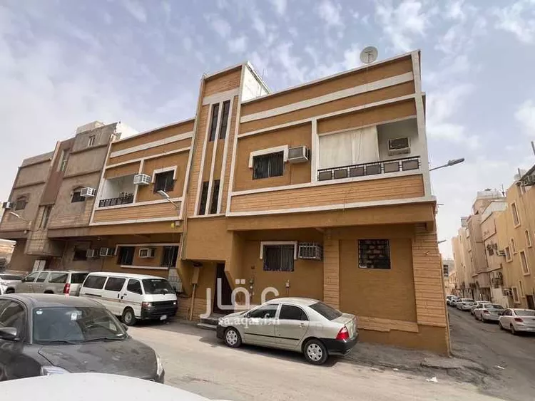 عمارة للبيع في شارع نافع الانصاري, حي اليمامة, مدينة الرياض, منطقة الرياض صورة 2