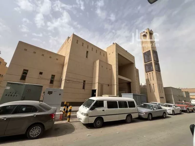 عمارة للبيع في شارع نافع الانصاري, حي اليمامة, مدينة الرياض, منطقة الرياض صورة 3