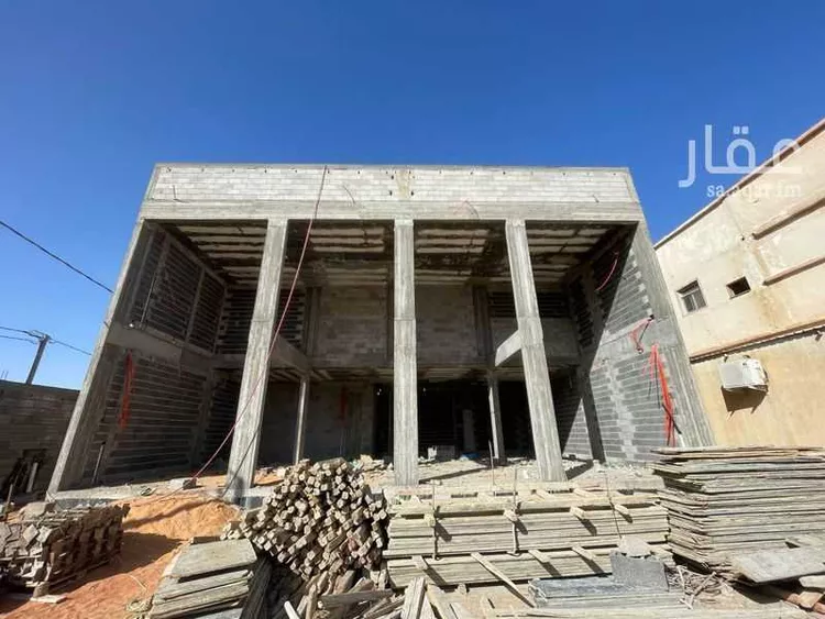 عمارة للبيع في شارع الملك خالد بن عبدالعزيز, حي الديرة, مدينة البكيرية, منطقة القصيم