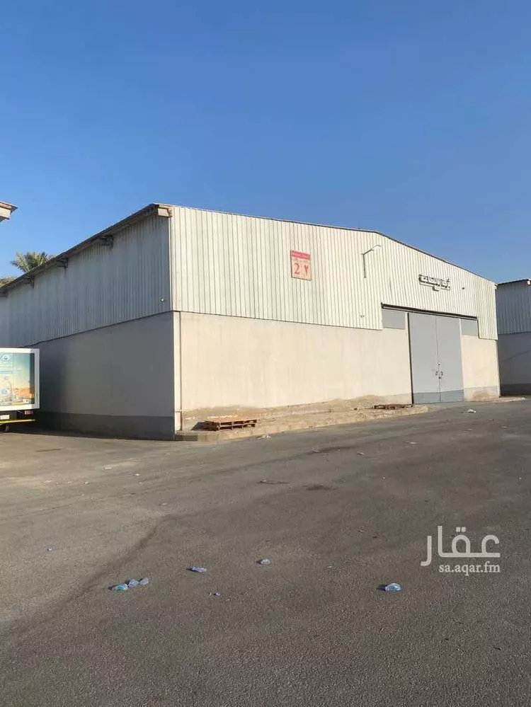 مستودع للإيجار في شارع الحسن بن يسار البصري, حي الخزامى, مدينة عنيزه, منطقة القصيم