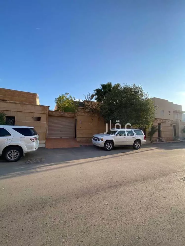 فيلا للبيع في شارع سليمان بن داود, حي النهضة, مدينة بريدة, منطقة القصيم صورة 4