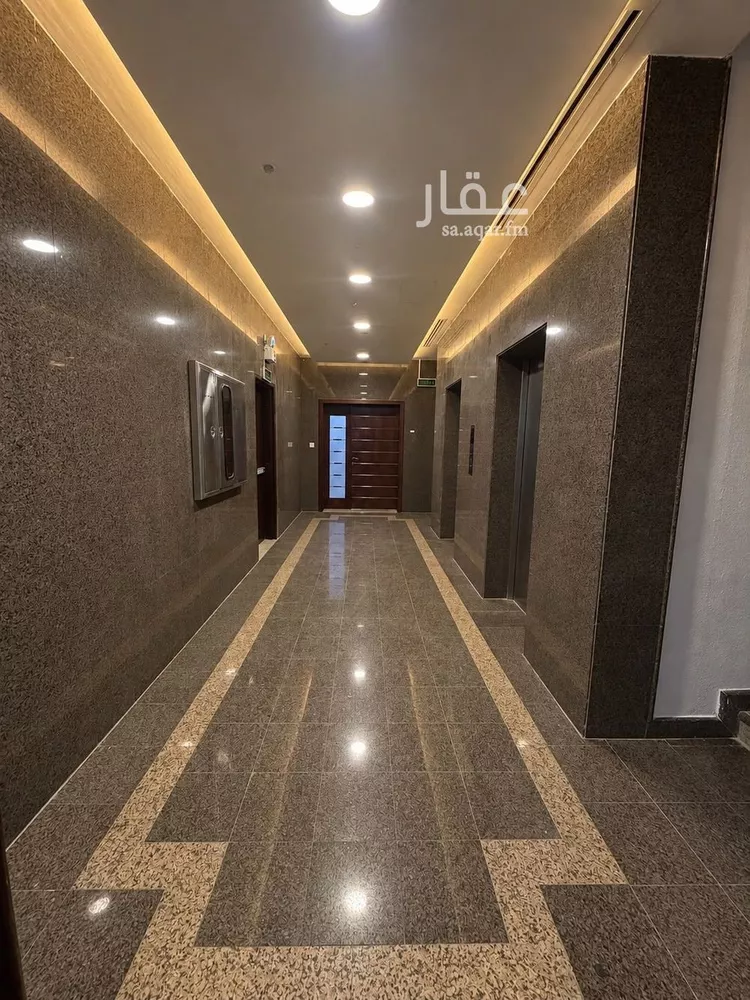 Commercial Office for Rent in Al Khobar Al Ulaya صورة 4