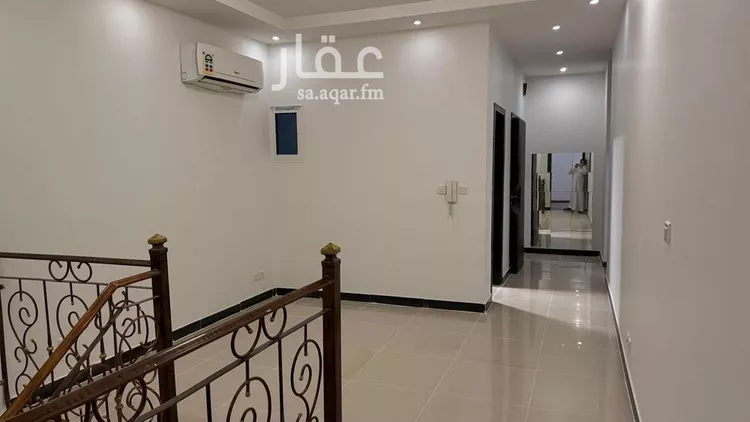 عمارة للإيجار في شارع الحني, حي الدوحة الجنوبية, مدينة الظهران, المنطقة الشرقية