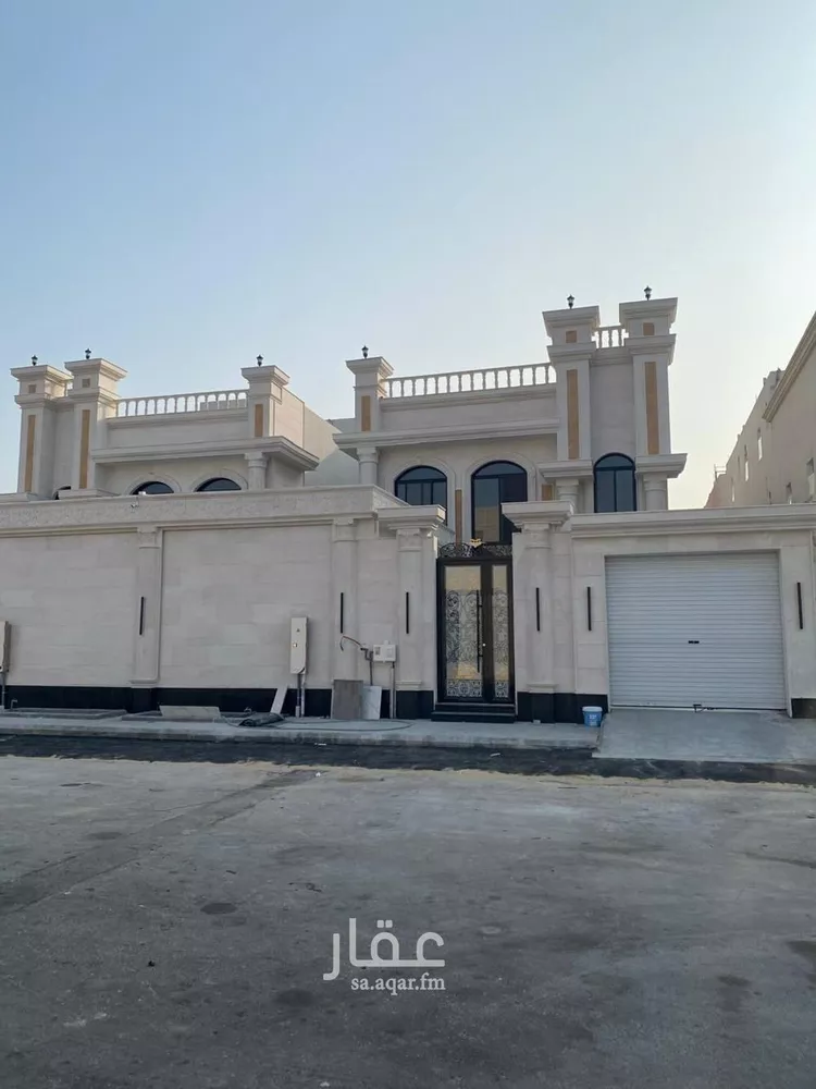 فيلا للبيع في شارع جبر بن عتيك, حي الشراع, مدينة الخبر, المنطقة الشرقية