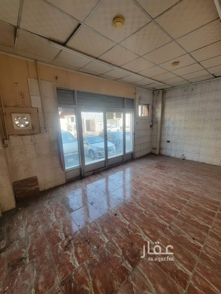 محل للإيجار في شارع ابو القاسم المازني, حي الجلوية, مدينة الدمام, المنطقة الشرقية صورة 2