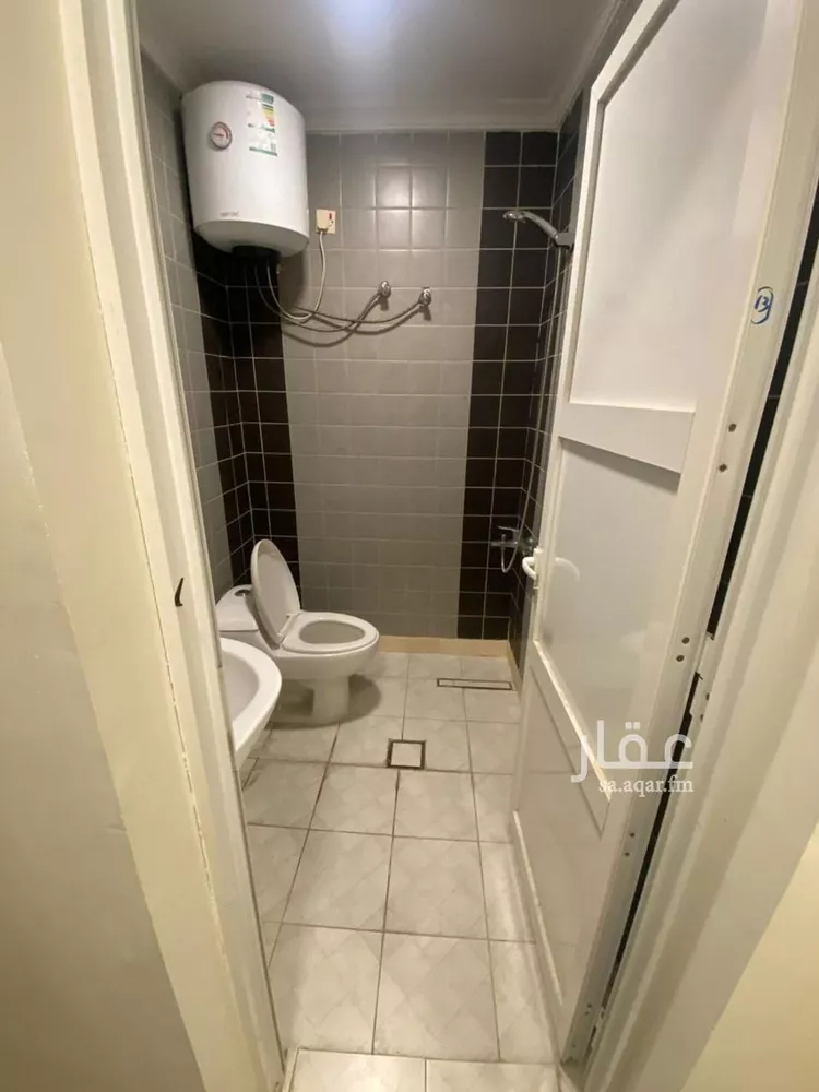 Building for Rent in Dammam Ash Shulah صورة 3