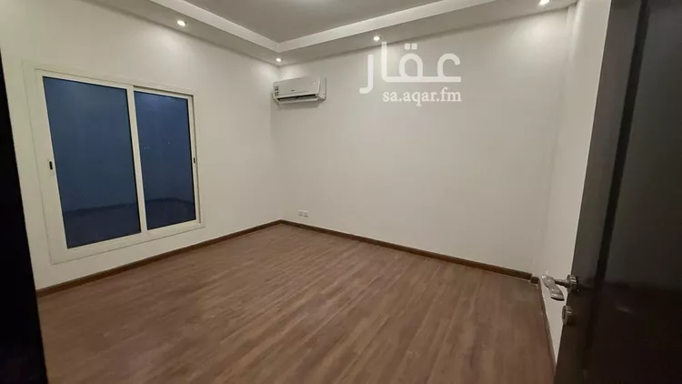 عمارة للإيجار في شارع الحني, حي الدوحة الجنوبية, مدينة الظهران, المنطقة الشرقية صورة 3