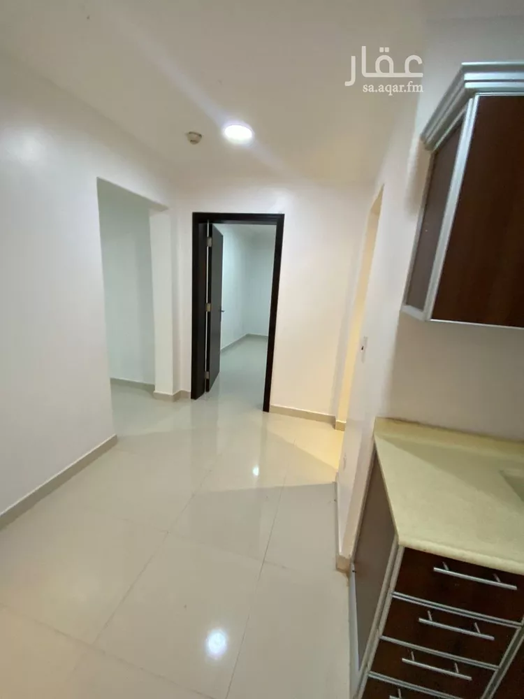 عمارة للإيجار في شارع الخلد, حي الدوحة الجنوبية, مدينة الظهران, المنطقة الشرقية صورة 2