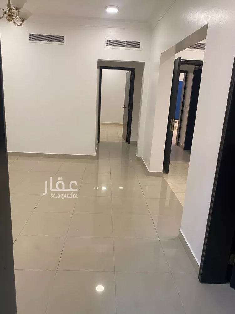 شقة للإيجار في شارع اوس بن المنذر, حي الدوحة الجنوبية, مدينة الظهران, المنطقة الشرقية صورة 5