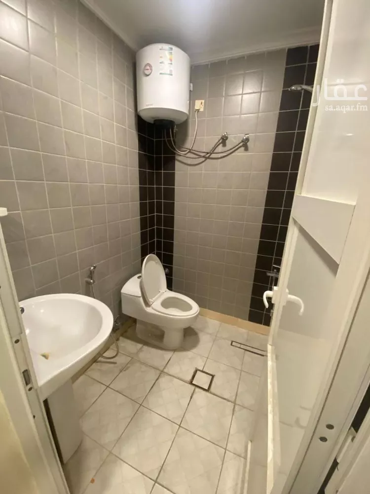 Building for Rent in Dammam Ash Shulah صورة 4