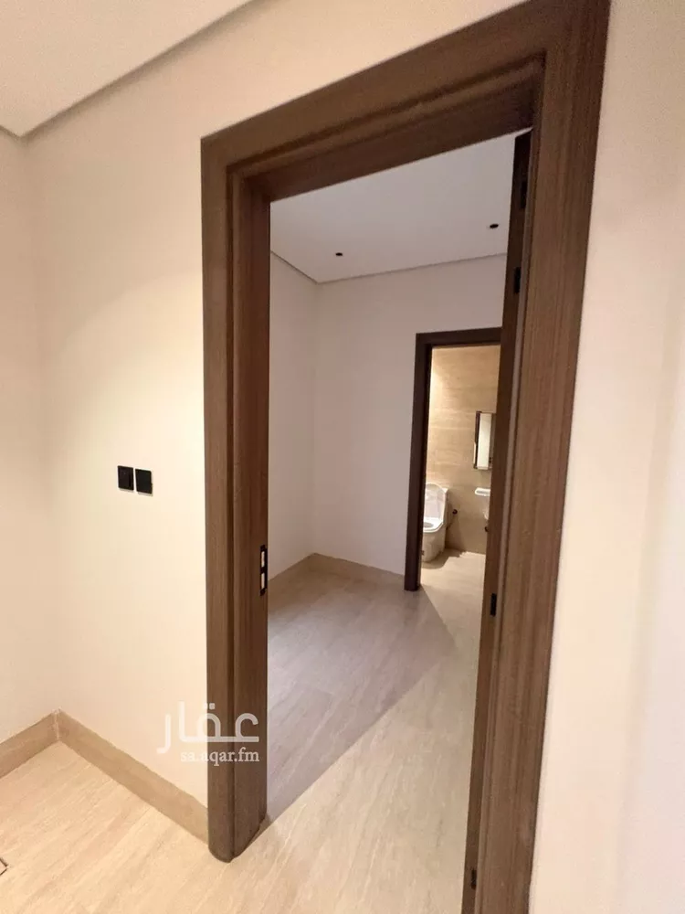 فيلا للبيع في شارع أبي عروة, حي المهدية, مدينة الرياض, منطقة الرياض 8