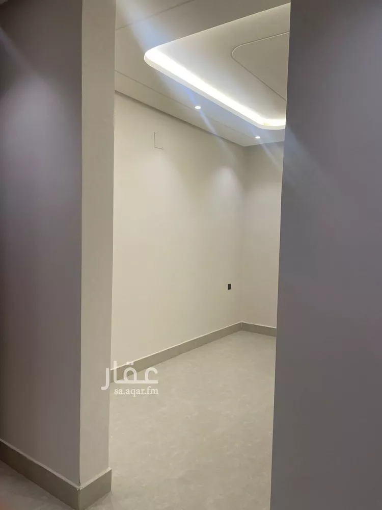 عمارة للبيع في شارع عمير بن سنان بن عرفطة, حي المهدية, مدينة الرياض, منطقة الرياض 6