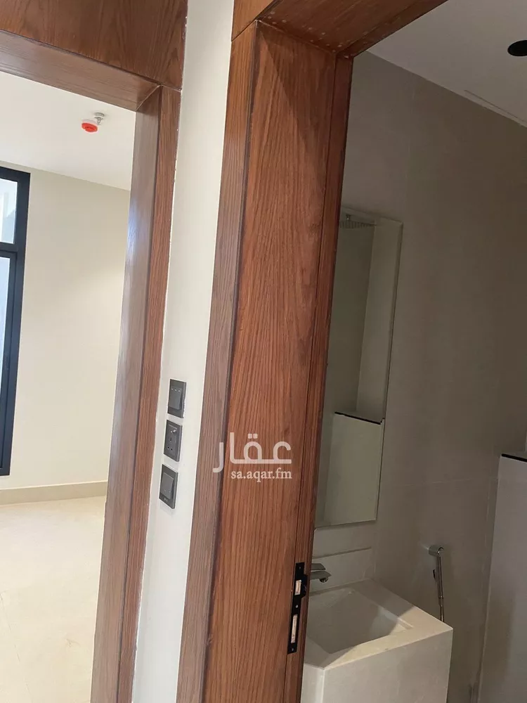 شقة للبيع في شارع ابن أبي الشكر الفلكي, حي المهدية, مدينة الرياض, منطقة الرياض 6