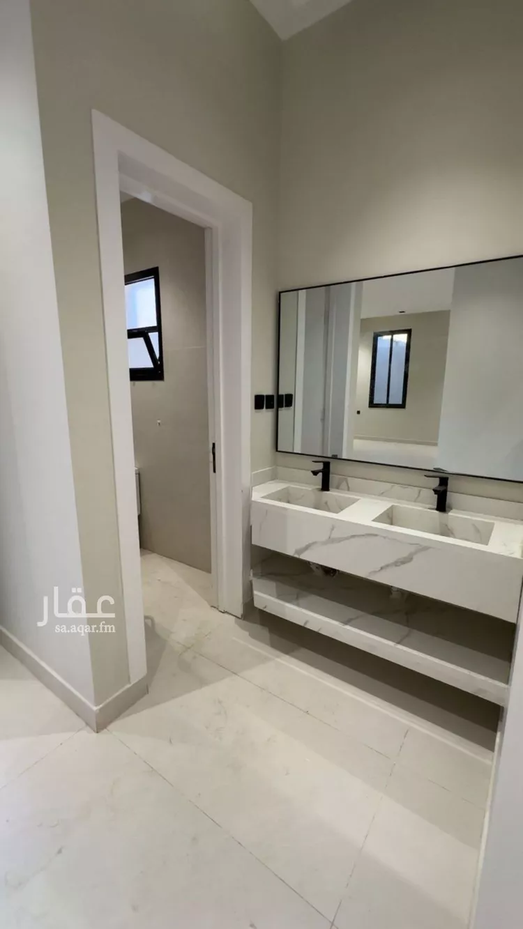 فيلا للبيع في شارع العام, حي الجنادرية, مدينة الرياض, منطقة الرياض صورة 2