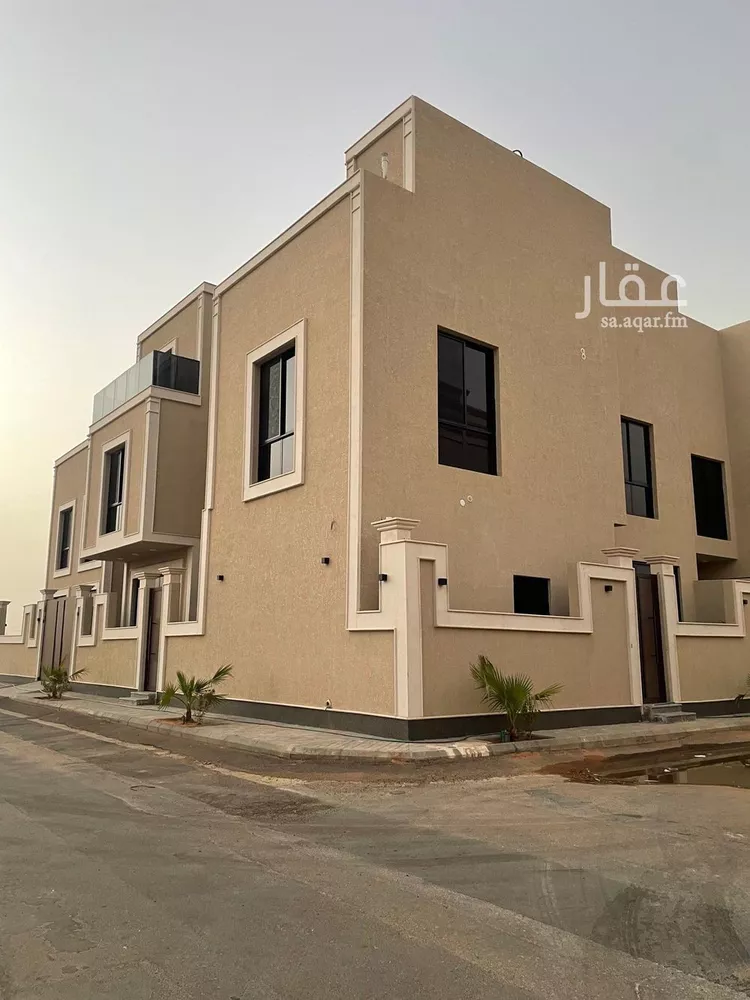فيلا للبيع في شارع عمرو بن مرزوق, حي المهدية, مدينة الرياض, منطقة الرياض صورة 2
