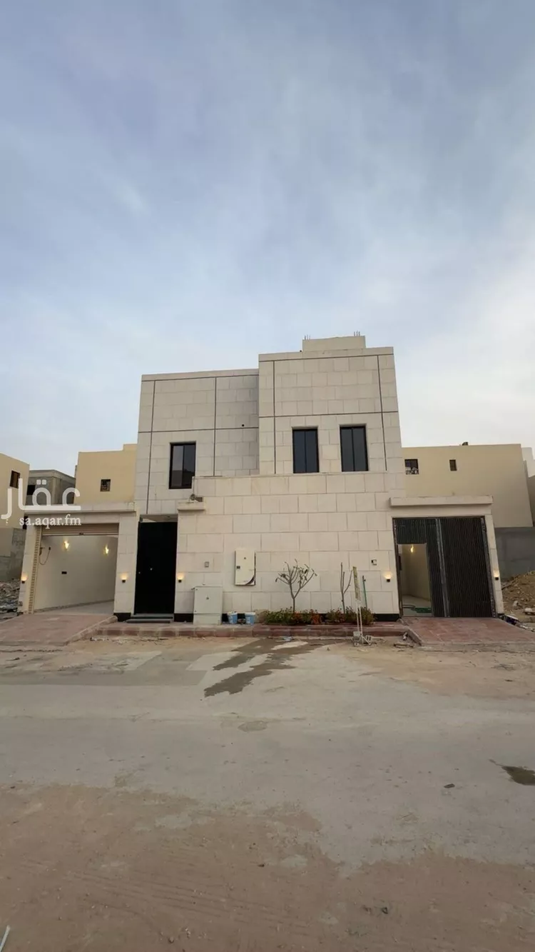 فيلا للبيع في شارع العام, حي الجنادرية, مدينة الرياض, منطقة الرياض