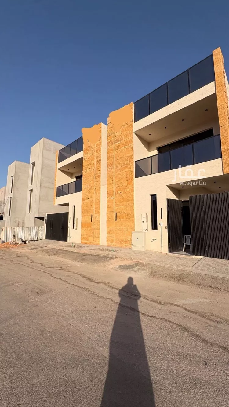 فيلا للبيع في شارع أبي عروة, حي المهدية, مدينة الرياض, منطقة الرياض صورة 4