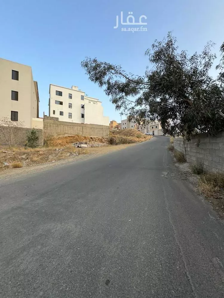 أرض للبيع في شارع شارع 15, حي المروج, مدينة أبها, منطقة عسير