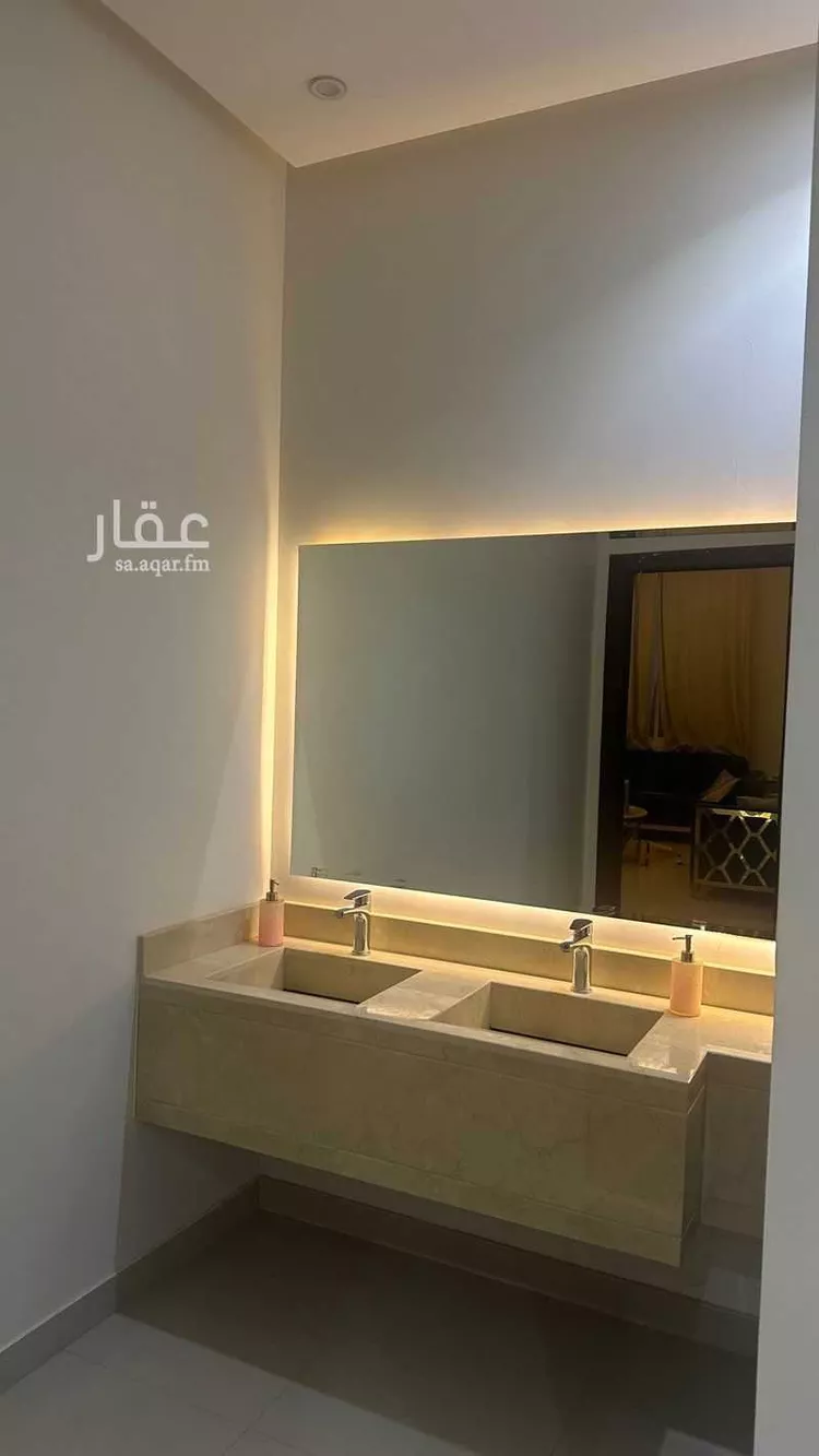 فيلا للبيع في شارع أحمد بن علي الباغاني ، حي العارض ، الرياض ، منطقة الرياض صورة 3