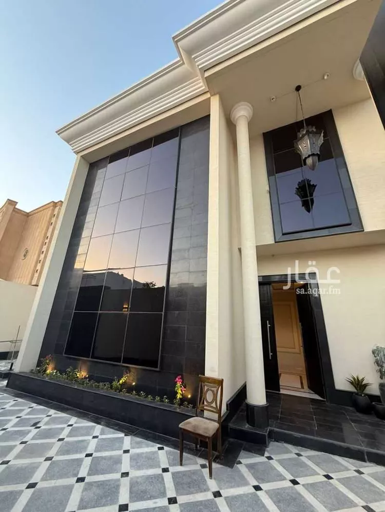 فيلا للبيع في شارع إسماعيل بن سالم, حي عرقة, مدينة الرياض, منطقة الرياض 6