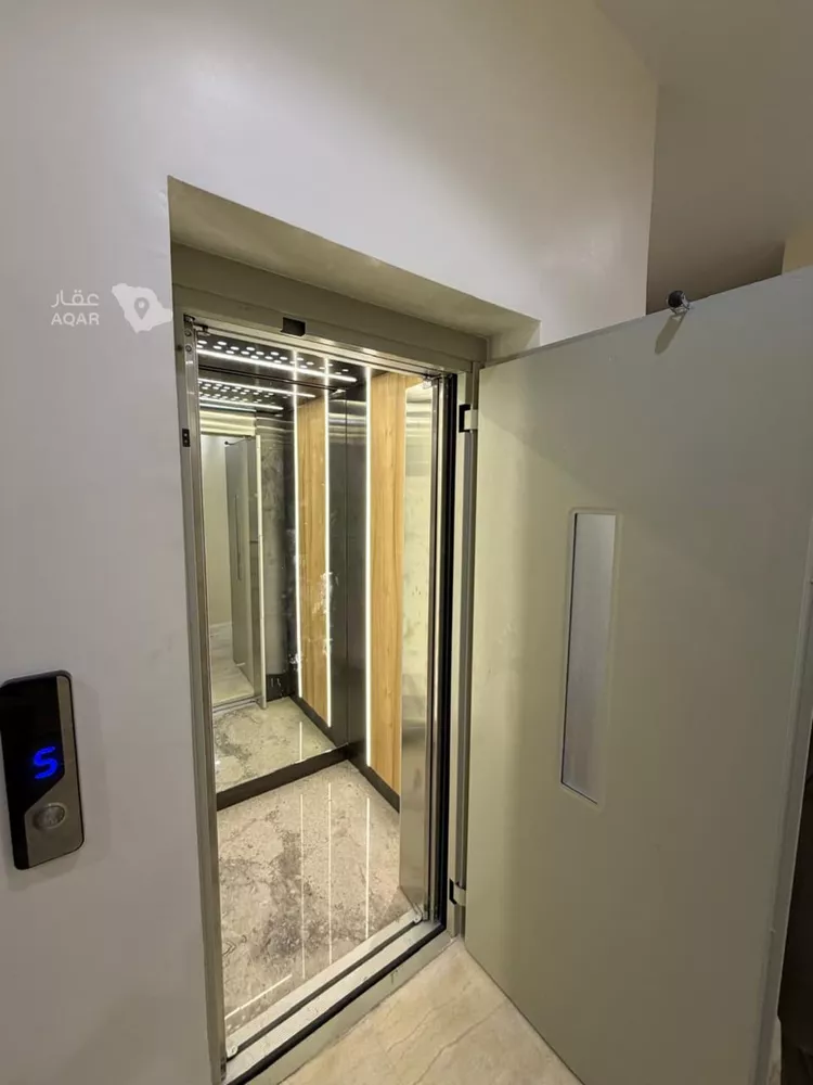 عمارة للبيع في شارع الحجاب بن المنذر, حي الربوة, مدينة جدة, منطقة مكة المكرمة
